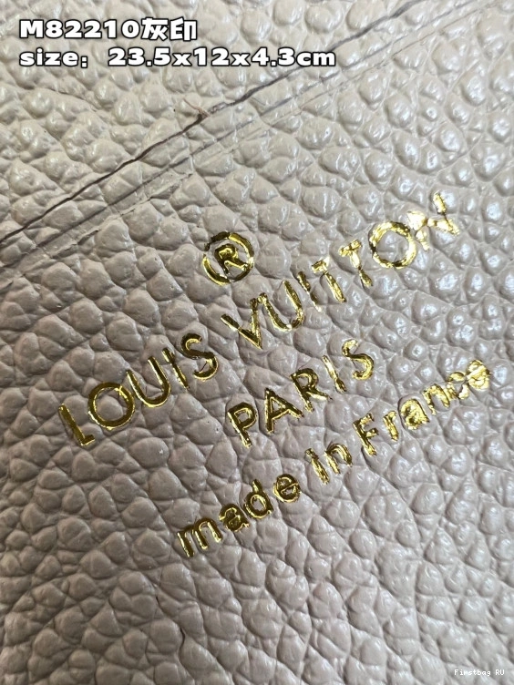 Firstbag Ivy on VUITTON LOUIS Wallet Chain 0715